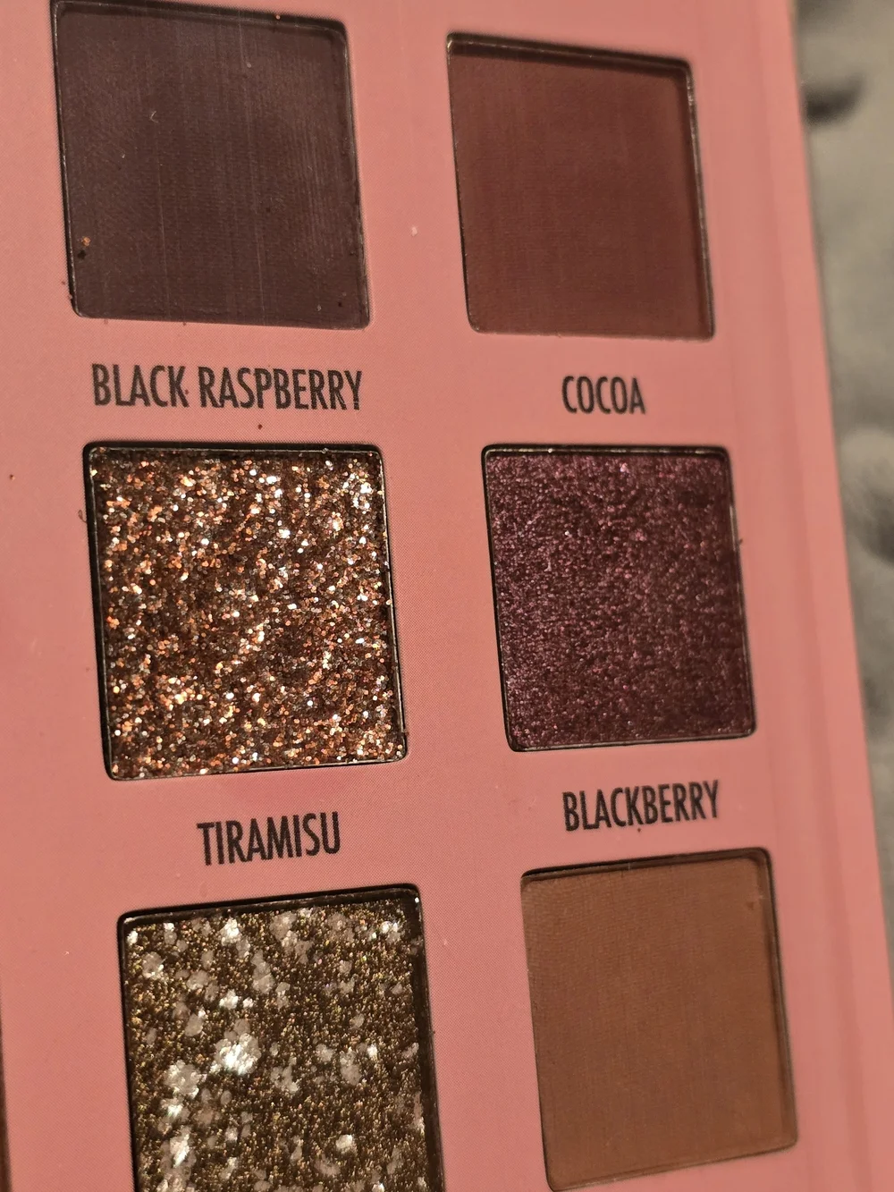 Candie's Parlor Gelato Eyeshadow Palette - 18 Color Mix New
